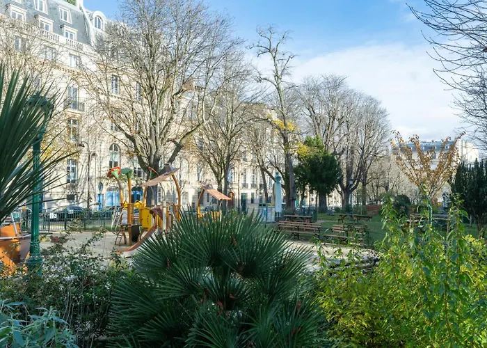 Katun - 1 à Trocadéro Paris